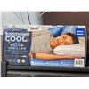Image 1 : Nova Form Soothing Cool Plus Gel Memory Foam Pillow Queen Size