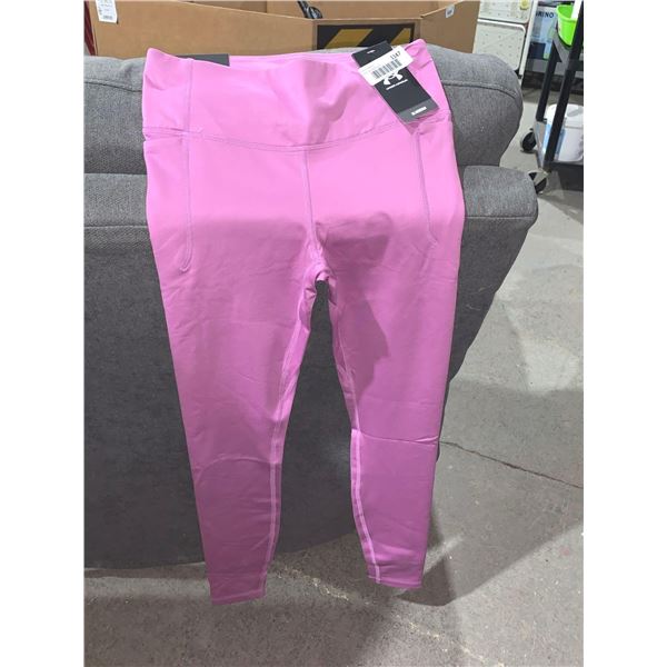 Under Armour Avy Fitted Womens Size Small