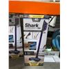 Image 1 : Shark Cordless Pet Plus Vacuum