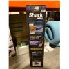 Image 2 : Shark Cordless Pet Plus Vacuum