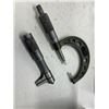 Image 2 : Mitutoyo Blade Micrometer, 1-2", 122-126 & B & S 252 Inside Micrometer 1/2" to 1 1/2"