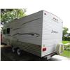 Image 10 : 2010 Keystone Trailer- Bunk Bed, Shower, Everything Works. w/ Sway bar and Hitch - Serial 4YDT18928A