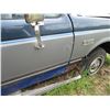 Image 11 : 1987 Ford XLT Lariat F-150 4x4- For Parts - 302 Motor