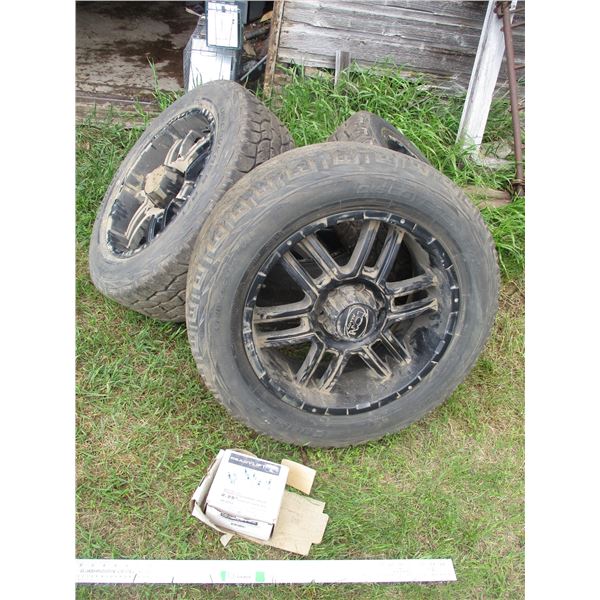 Set of 4 Cooper Discovery Tires on Rims - LT265/60 R20 w/ Lug Nuts