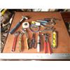 Image 1 : Tools - Hammer, Level, Scissors, Vise grip