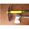 Image 2 : Masterall Hatchet and a Small Pick Axe