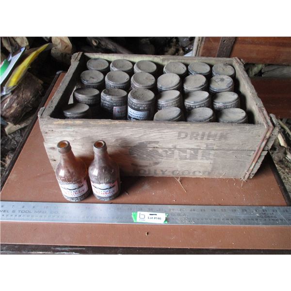 Royal City Bottling Co. Wooden Crate w/ 24 Webbs Stubby Bottles
