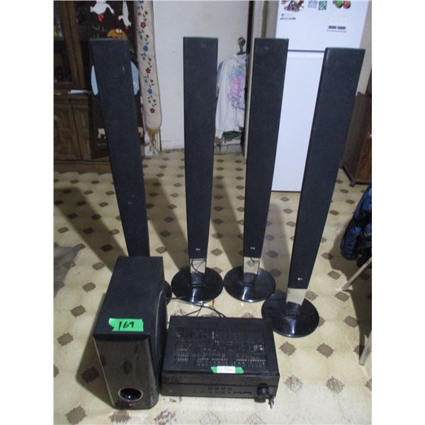 Yamaha AV Receiver RX-v573 (Powers on) w/ LG 450Watt Sub and (4) LG 310 Watt Speakers (No Remote)