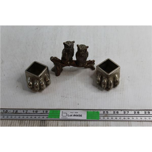 (2) Ash Trays and Salt and Pepper Shakers