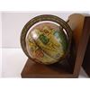 Image 5 : Pair of Globe Bookends