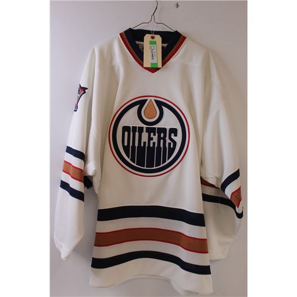 * Edmonton Oilers Home Jersey - Size Large - Brand New