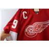 Image 2 : * Red Wings Jersey - Steve Yzerman - Size Large - Brand New