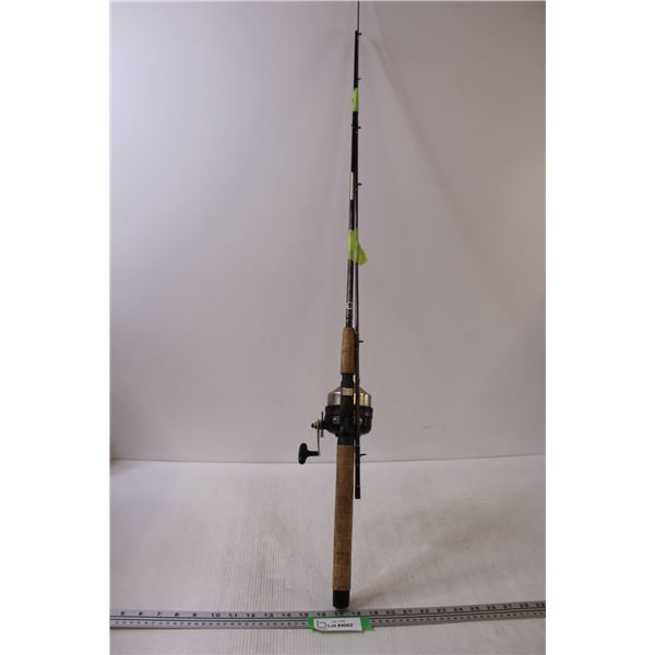 * Shimano Clarus Fishing Rod & Pro Staff 888 Reel