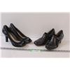 Image 1 : (2) Women's Shoes: Fergalicous High Heels & Naturalizer Shoes - Size 9