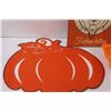 Image 3 : Palmistry Wall Decor Sign - 14" x 9.5", Pumpkin Placemat & Halloween Jello Mould