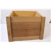 Image 4 : Wooden Crate w/Lid - 17" x 11" x 11"
