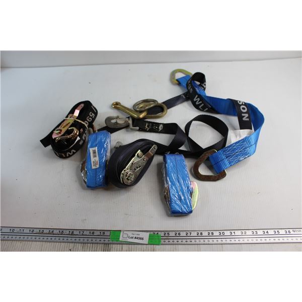 (4) Ratchet Straps
