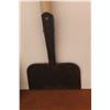 Image 3 : * Ice Chipper, Spade