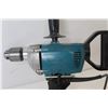 Image 2 : Makita 1/2" Drill with Reverse and Forward