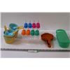 Image 1 : Lot: (4) Ice Cream Bowls/ Spoons, (2) Popsicle Sets, Tupperware Grater and Sifter