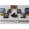 Image 1 : Lot: (4) Cassettes, (3) Books: Star Trek, Misc., Maple Leaf Pottery Decor