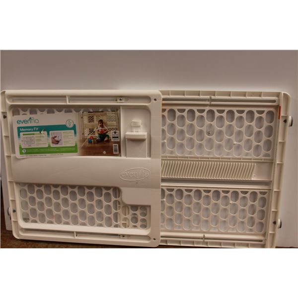 * Evenflo Baby Gate - 27"-42" Expandable Length x 23.5" Tall