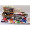 Image 1 : Wind Up Train Set a Misc. As is