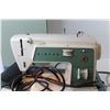 Image 3 : Singer Sewing Machine w/Foot Peddle in Case (runs & light works)