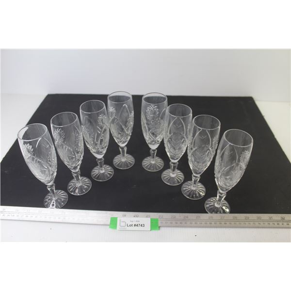 (8) Pinwheel Glasses w/Etched Flower Design