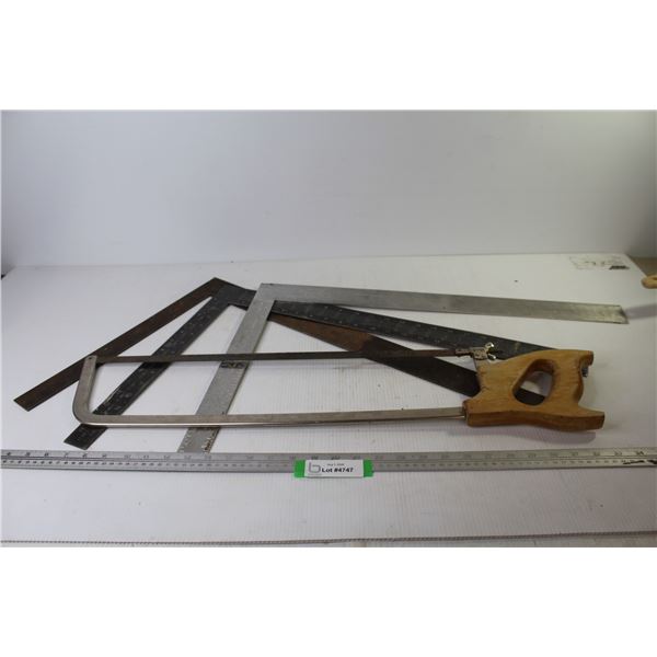 21" Bone Saw - (3) 2' Squares