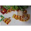 Image 2 : The Simpsons Candy Wrappers, The Simpsons Candy Sticks 30 pack, Simpsons Figurines, Assorted Simpson