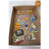 Image 2 : Assorted Simpsons Candy Wrappers, Candy, Assorted Simpsons Figurines, Empty Simpsons Orange Crush Bo