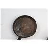 Image 3 : (2) Unmarked Cast Iron Frying Pans 7''