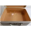 Image 3 : Vintage Makeup Case