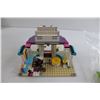 Image 3 : LEGO Hair Cutting Parlor, (2) Bags of LEGO - All Incomplete and As Is