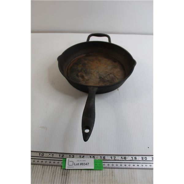 Lagostina 9" Cast Iron Pan