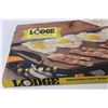 Image 2 : Lodge Seasoned Cast Iron Reversible Gridle/Grill
