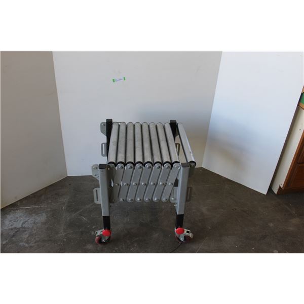 ** Heavy Duty Expandable Roller Conveyer