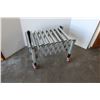 Image 2 : ** Heavy Duty Expandable Roller Conveyer