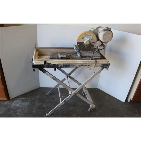 ** Wet Tile Saw on Stand (10" Saw Blade) - Runs