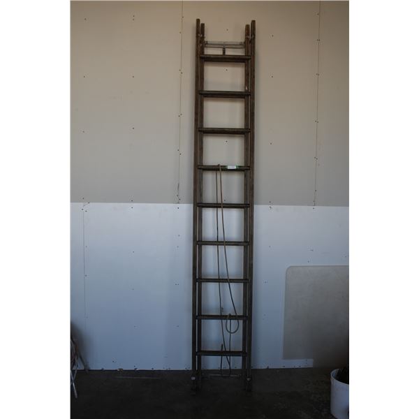 ** Expandable Wooden Ladder - Approx 10Ft High
