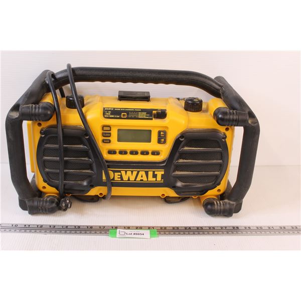 DeWalt Jobsite Charger & Radio - Works