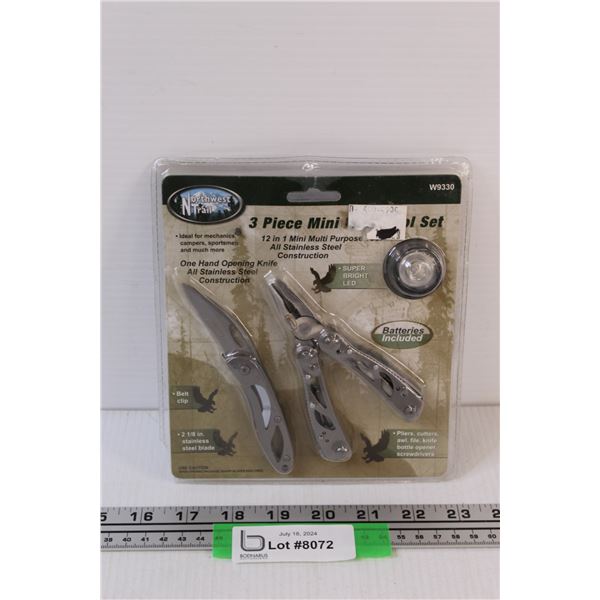 Three Piece Tool Set: Knife, Light, Pilers - NIB