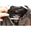 Image 2 : *Women's Harley Davidson Leather Motorcycle Jacket - Size Medium