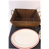 Image 4 : (4) Serving Plates in Wicker Basket
