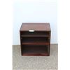Image 1 : ** Tv Stand - 15" x 24" x 24"
