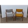 Image 1 : ** (2) Vintage Upholstered Chairs