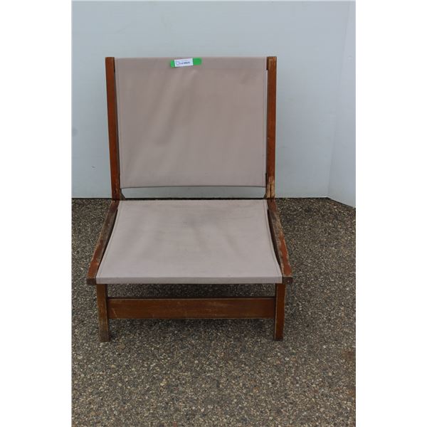 ** Folding Canvas Chair (some wear)