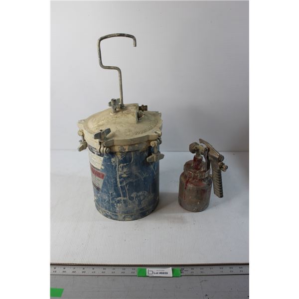 Paint Gun and Paint Tank