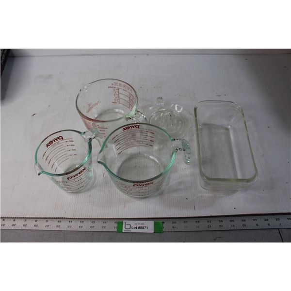 Assorted Glass Kitchenware